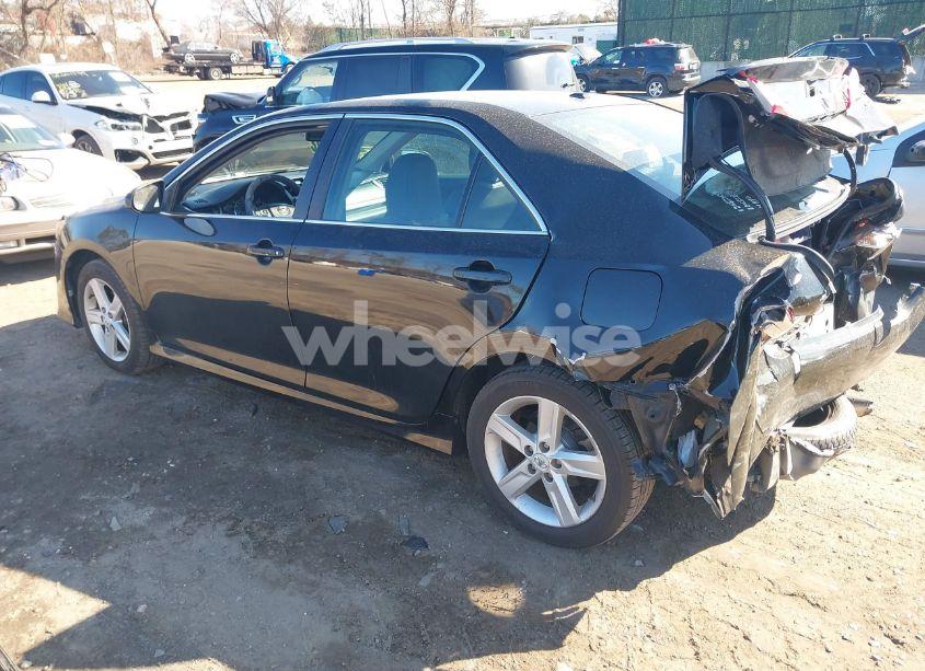 Photo 3 of 2012 Toyota Camry SE (VIN 4T1BF1FK1CU504720)