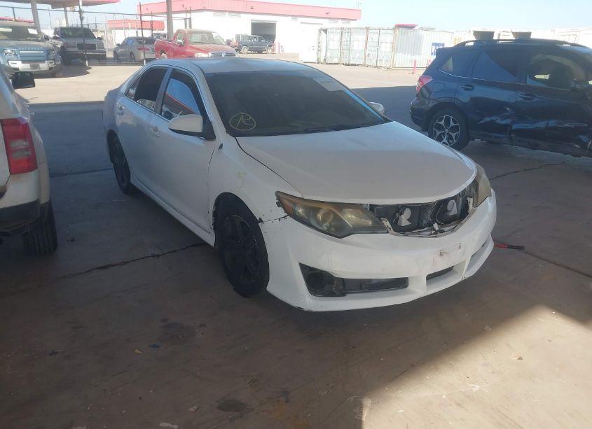 2012 Toyota Camry SE (VIN 4T1BF1FK1CU510856) main photo