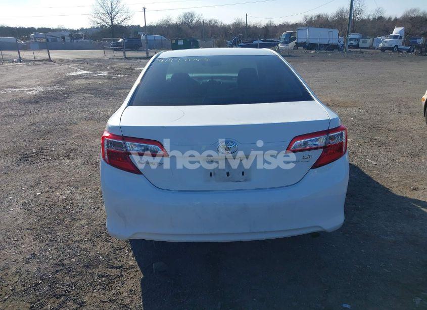 Photo 16 of 2012 Toyota Camry LE (VIN 4T1BF1FK1CU527818)