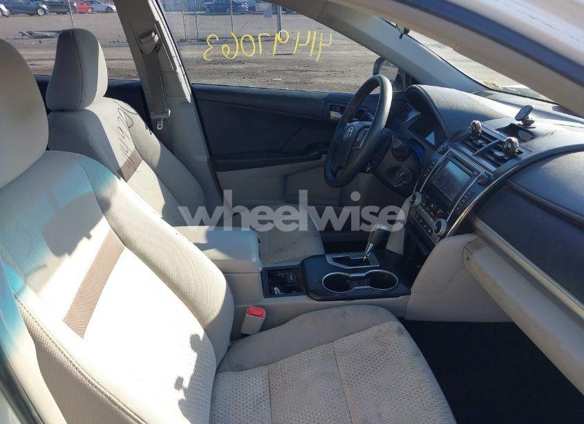 Photo 5 of 2012 Toyota Camry LE (VIN 4T1BF1FK1CU527818)