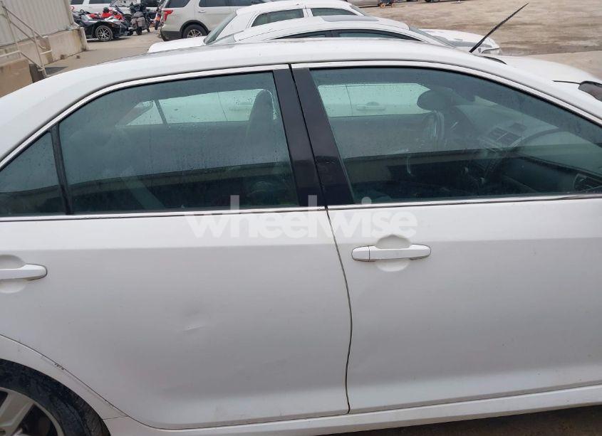 Photo 13 of 2012 Toyota Camry SE (VIN 4T1BF1FK1CU544747)