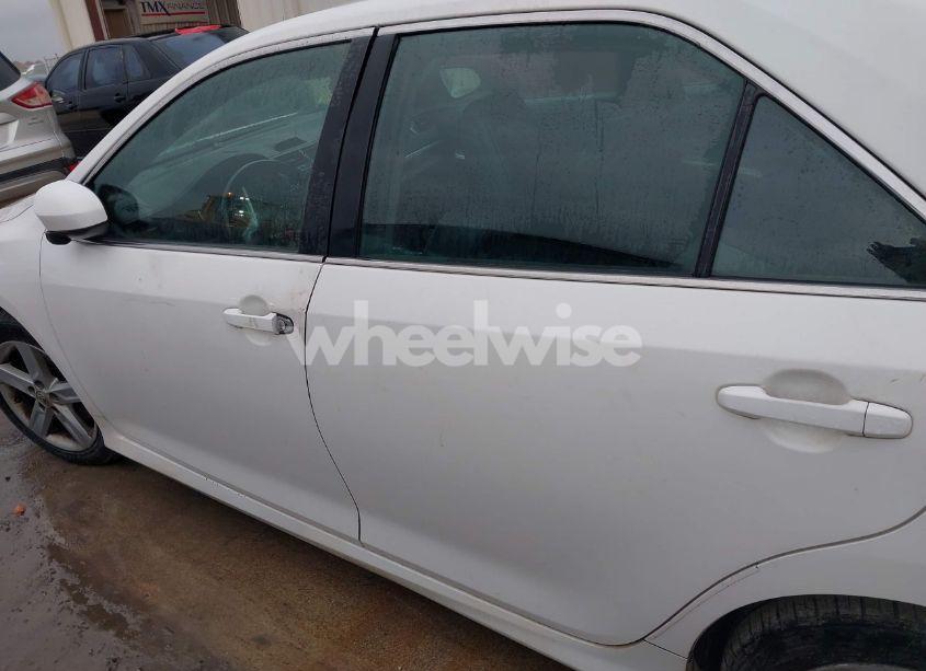 Photo 14 of 2012 Toyota Camry SE (VIN 4T1BF1FK1CU544747)