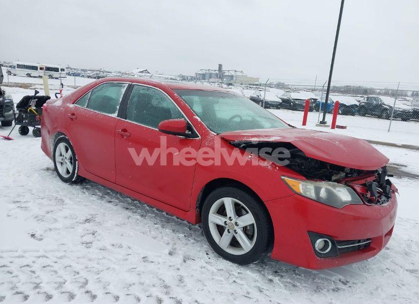 2012 Toyota Camry (VIN 4T1BF1FK1CU564304) main photo