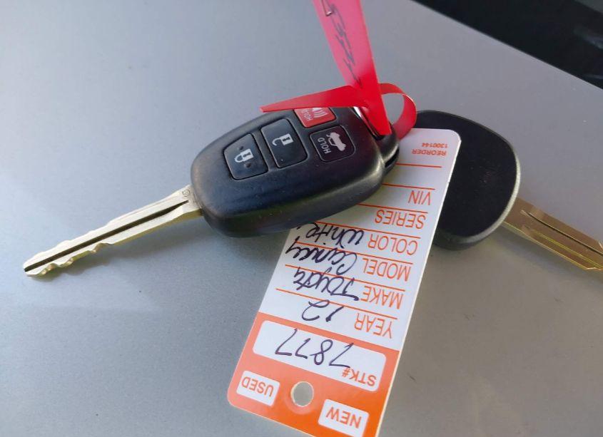 Photo 11 of 2012 Toyota Camry LE (VIN 4T1BF1FK1CU576811)