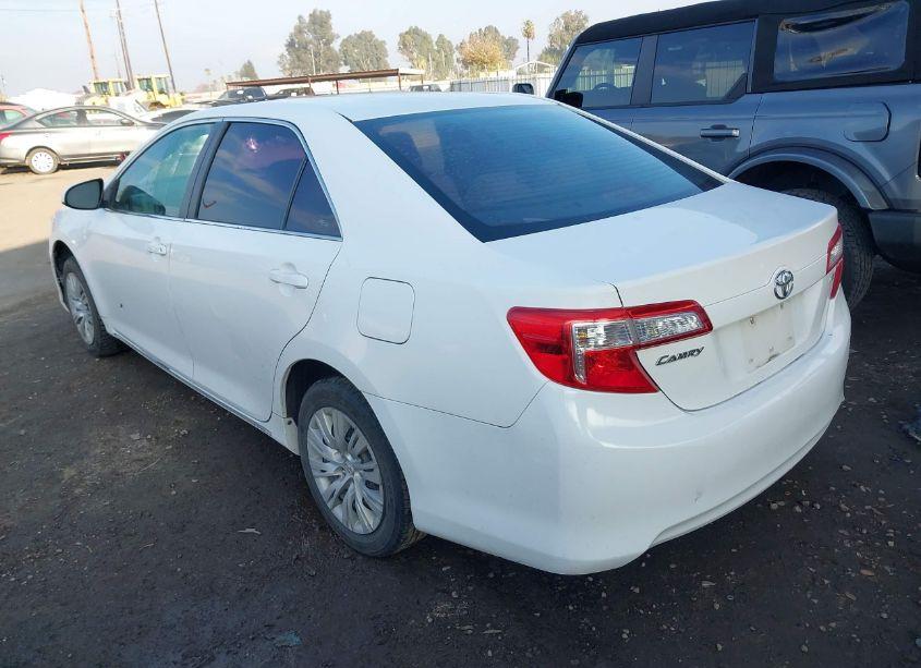 Photo 3 of 2012 Toyota Camry LE (VIN 4T1BF1FK1CU576811)