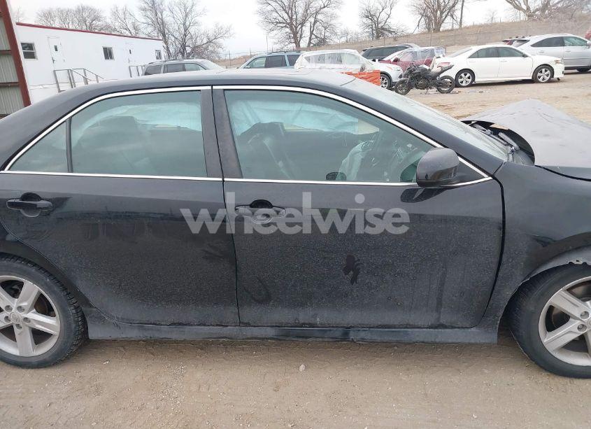 Photo 13 of 2012 Toyota Camry SE (VIN 4T1BF1FK1CU578123)