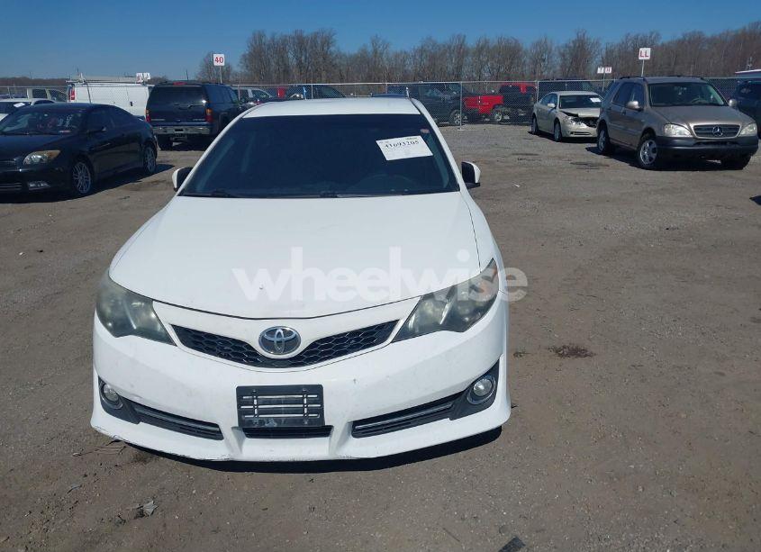 Photo 12 of 2012 Toyota Camry SE (VIN 4T1BF1FK1CU591812)