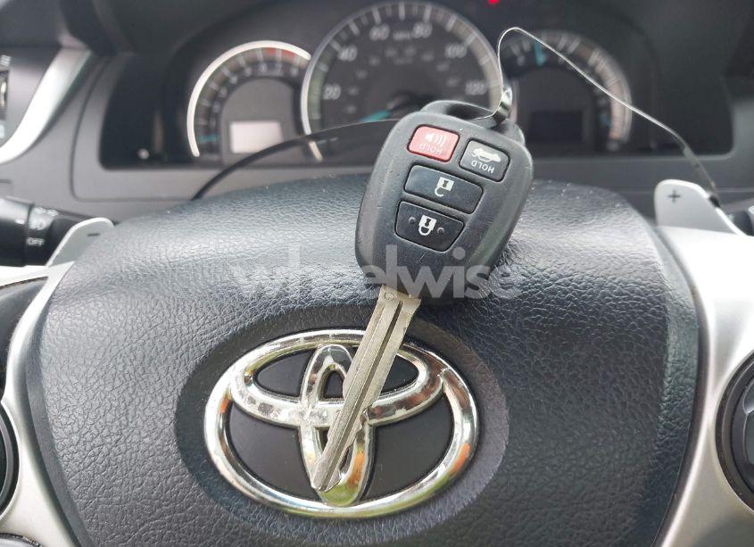 Photo 11 of 2012 Toyota Camry SE (VIN 4T1BF1FK1CU601674)