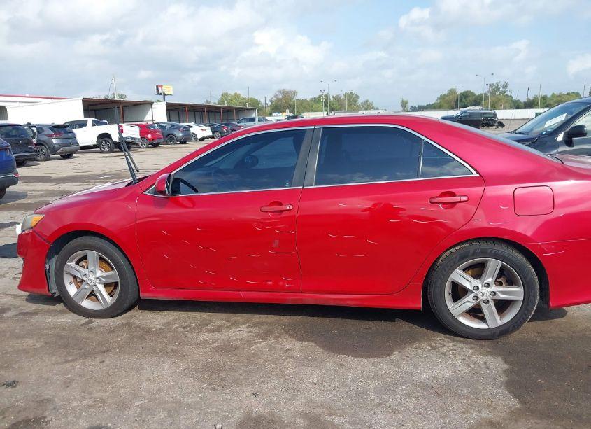 Photo 14 of 2012 Toyota Camry SE (VIN 4T1BF1FK1CU601870)