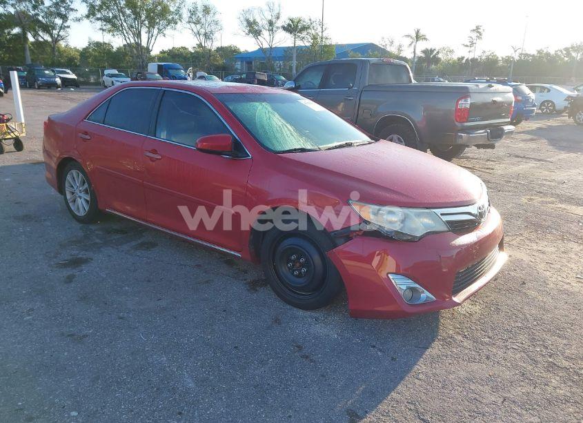 2012 Toyota Camry XLE (VIN 4T1BF1FK1CU617065) main photo