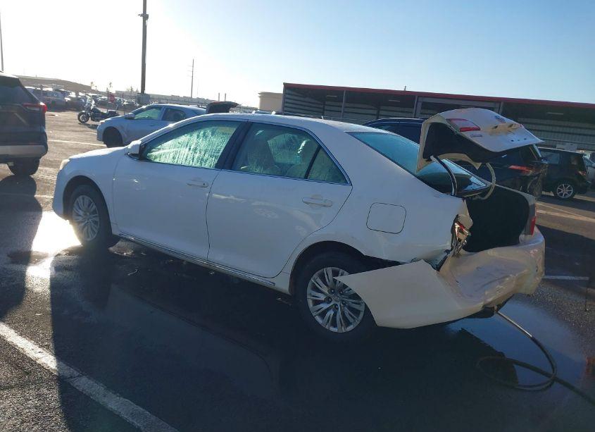 Photo 3 of 2013 Toyota Camry LE (VIN 4T1BF1FK1DU205181)