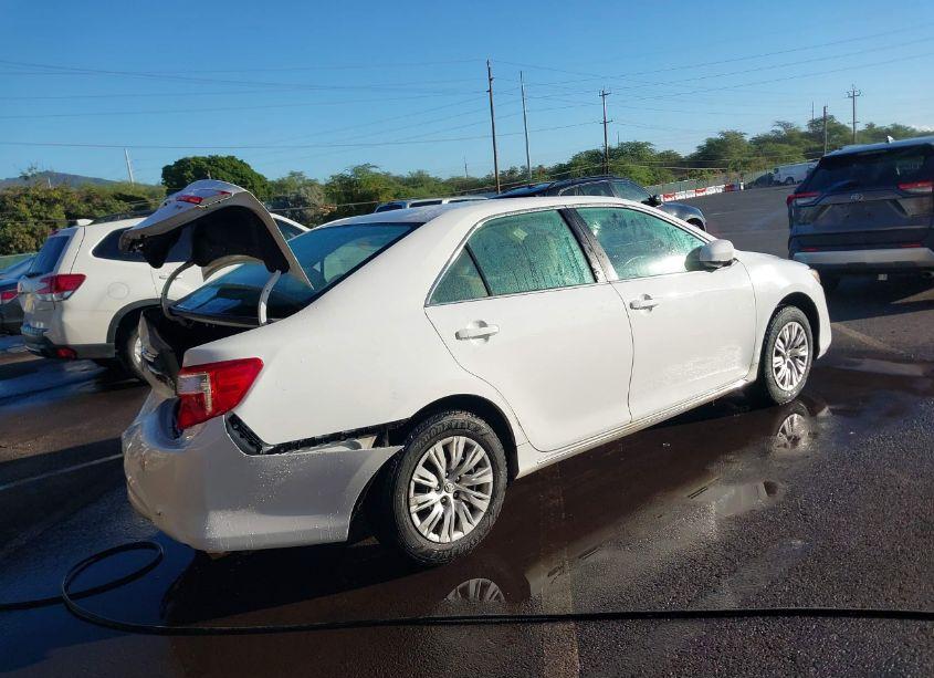 Photo 4 of 2013 Toyota Camry LE (VIN 4T1BF1FK1DU205181)