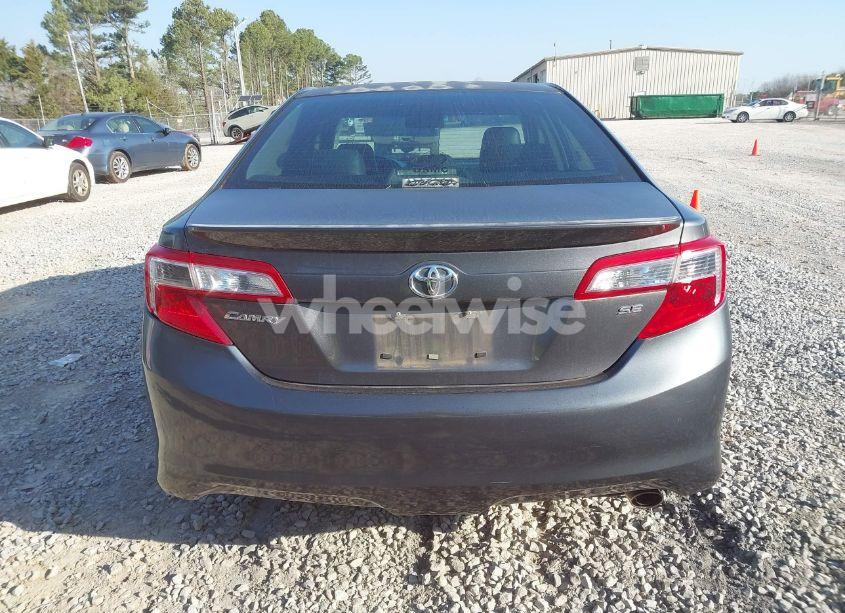 Photo 17 of 2013 Toyota Camry SE (VIN 4T1BF1FK1DU214074)