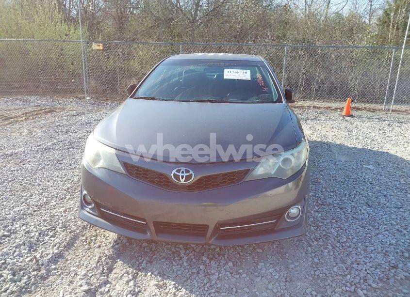 Photo 6 of 2013 Toyota Camry SE (VIN 4T1BF1FK1DU214074)