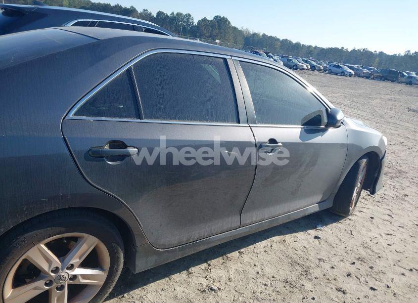 Photo 12 of 2013 Toyota Camry SE (VIN 4T1BF1FK1DU215306)