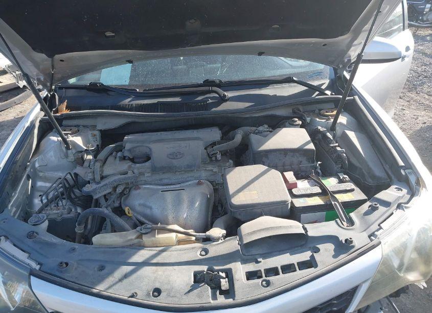 Photo 10 of 2013 Toyota Camry SE (VIN 4T1BF1FK1DU249293)