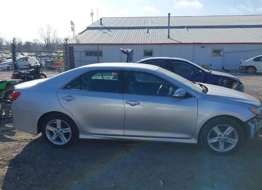 Photo 13 of 2013 Toyota Camry SE (VIN 4T1BF1FK1DU249293)