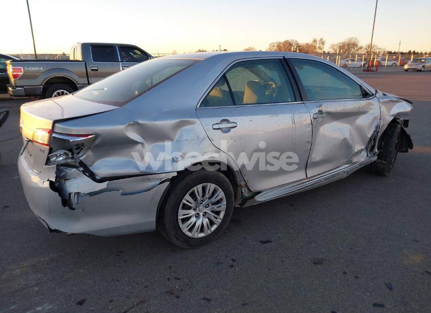 Photo 4 of 2013 Toyota Camry LE (VIN 4T1BF1FK1DU272007)