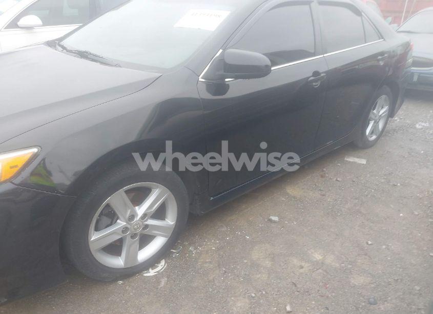 Photo 14 of 2013 Toyota Camry SE (VIN 4T1BF1FK1DU278311)