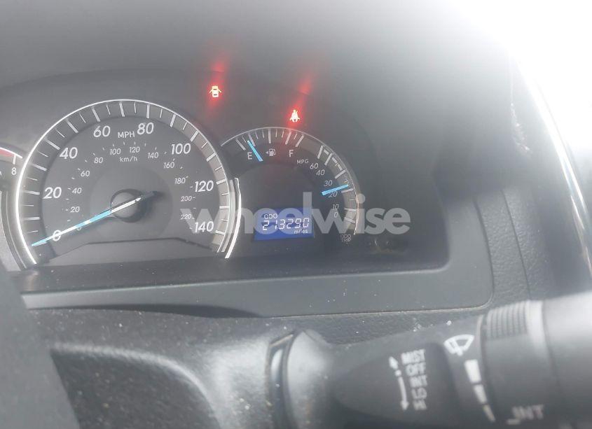 Photo 7 of 2013 Toyota Camry SE (VIN 4T1BF1FK1DU278311)