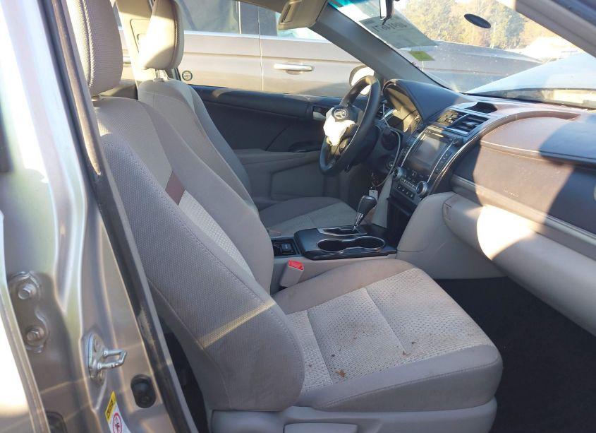 Photo 5 of 2013 Toyota Camry LE (VIN 4T1BF1FK1DU279023)