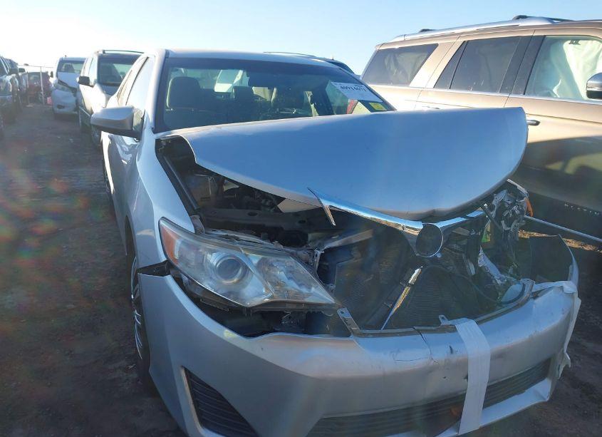 Photo 6 of 2013 Toyota Camry LE (VIN 4T1BF1FK1DU279023)