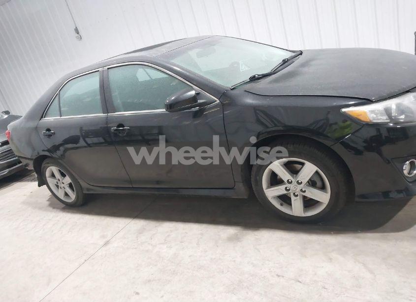 Photo 13 of 2013 Toyota Camry SE (VIN 4T1BF1FK1DU283766)