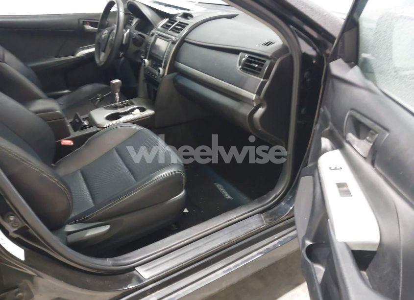 Photo 5 of 2013 Toyota Camry SE (VIN 4T1BF1FK1DU283766)