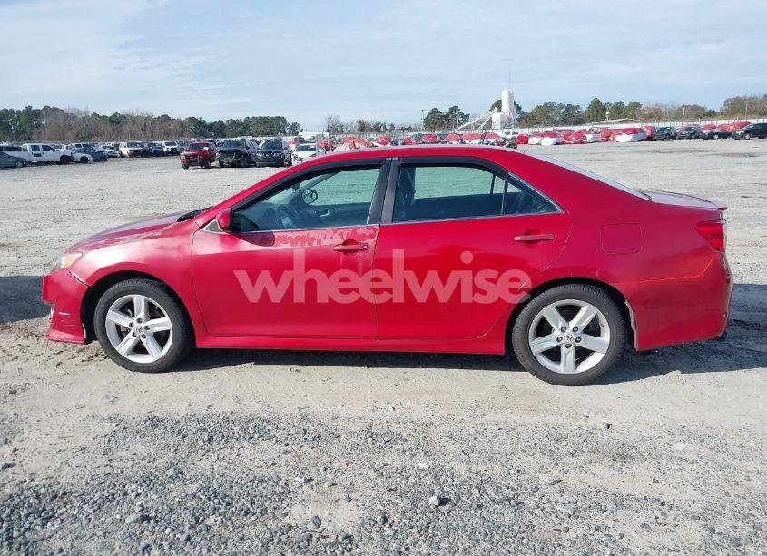 Photo 14 of 2013 Toyota Camry L/SE/LE/XLE (VIN 4T1BF1FK1DU640198)