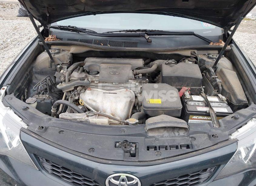 Photo 10 of 2013 Toyota Camry SE (VIN 4T1BF1FK1DU640556)