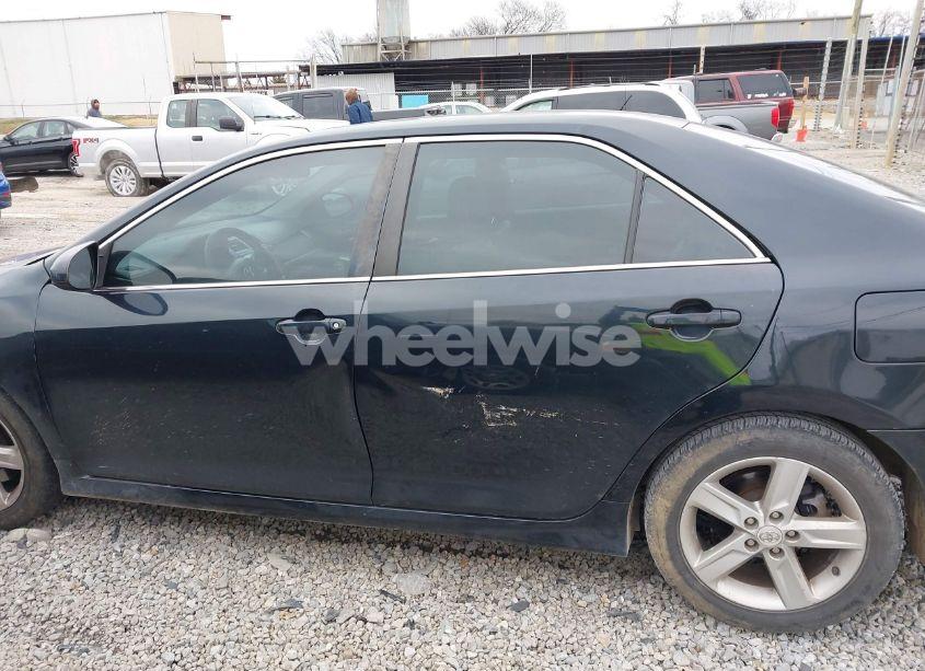 Photo 14 of 2013 Toyota Camry SE (VIN 4T1BF1FK1DU640556)