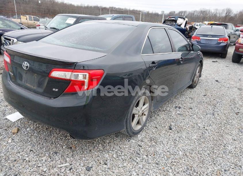 Photo 4 of 2013 Toyota Camry SE (VIN 4T1BF1FK1DU640556)