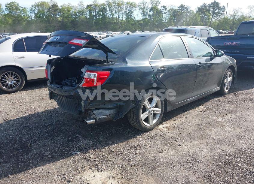 Photo 4 of 2013 Toyota Camry SE (VIN 4T1BF1FK1DU649242)
