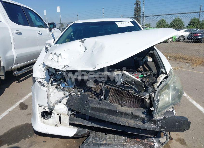 Photo 13 of 2013 Toyota Camry SE (VIN 4T1BF1FK1DU653565)