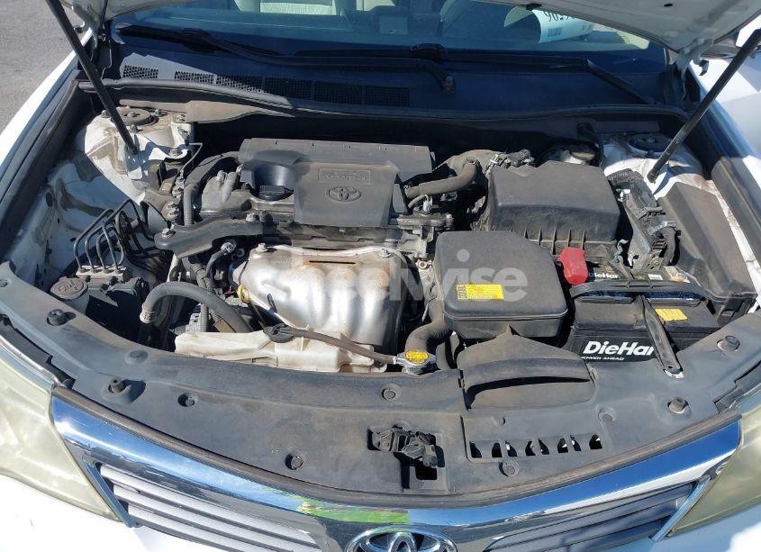 Photo 10 of 2013 Toyota Camry L (VIN 4T1BF1FK1DU680538)