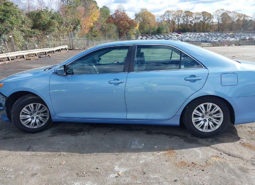 Photo 15 of 2013 Toyota Camry L (VIN 4T1BF1FK1DU681785)