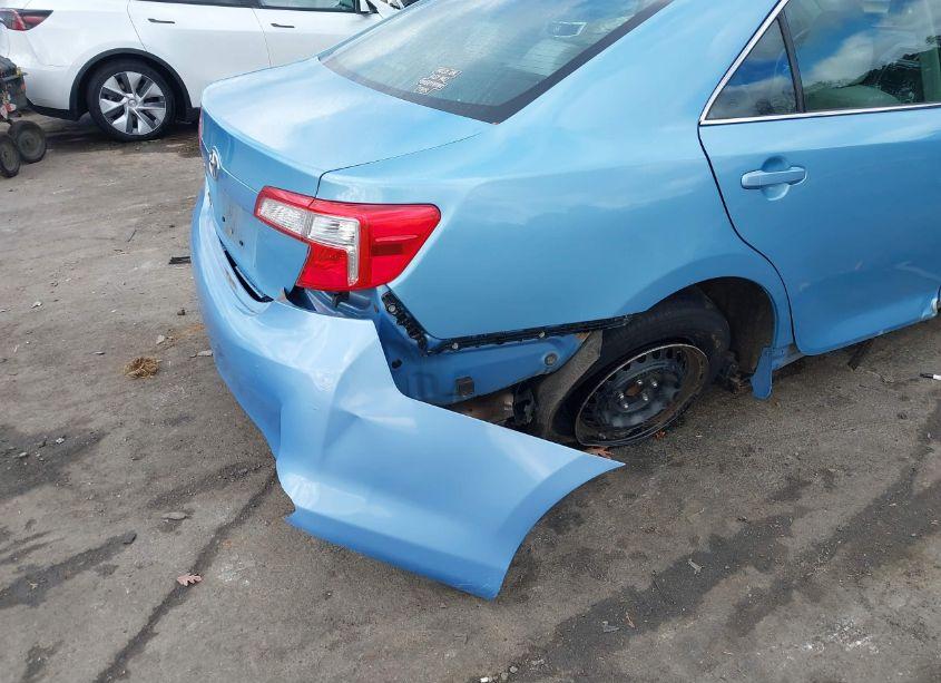 Photo 18 of 2013 Toyota Camry L (VIN 4T1BF1FK1DU681785)