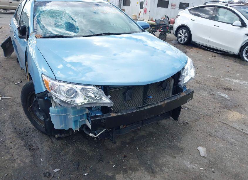 Photo 6 of 2013 Toyota Camry L (VIN 4T1BF1FK1DU681785)