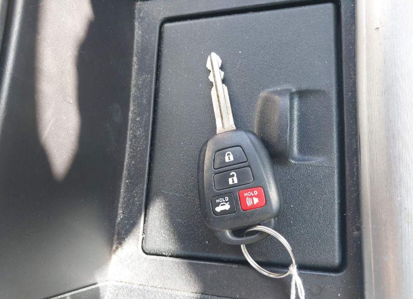 Photo 11 of 2014 Toyota Camry SE SPORT (VIN 4T1BF1FK1EU319201)