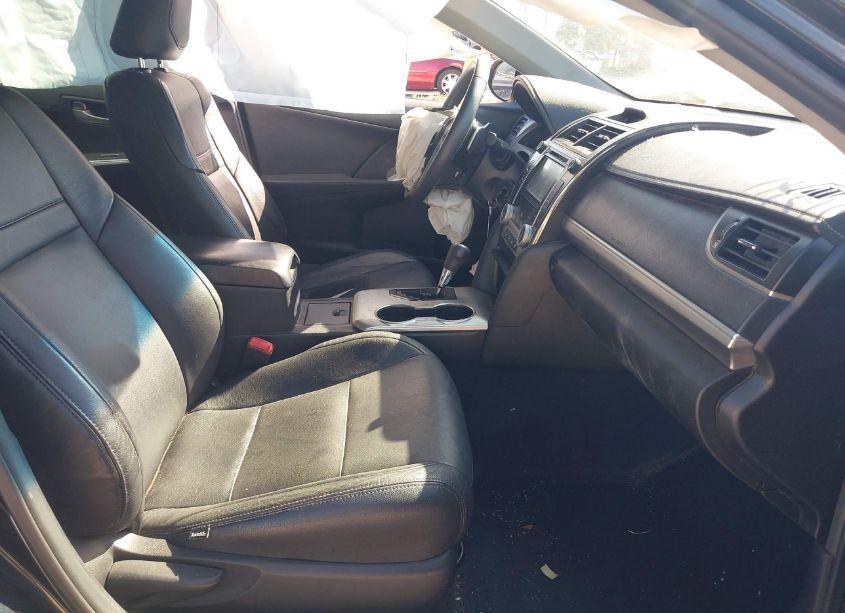 Photo 5 of 2014 Toyota Camry SE SPORT (VIN 4T1BF1FK1EU319201)