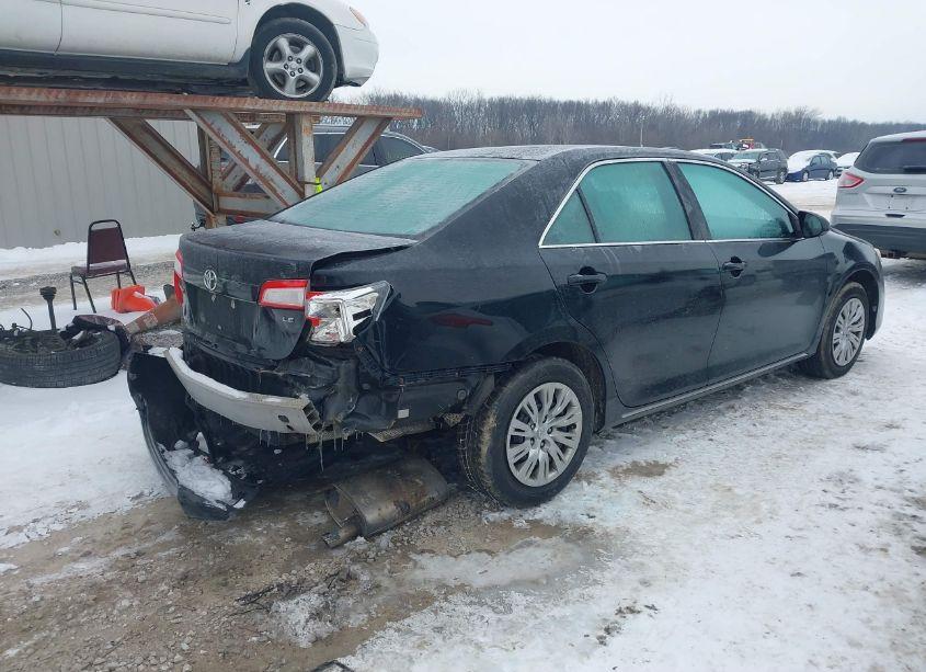 Photo 4 of 2014 Toyota Camry LE (VIN 4T1BF1FK1EU326732)