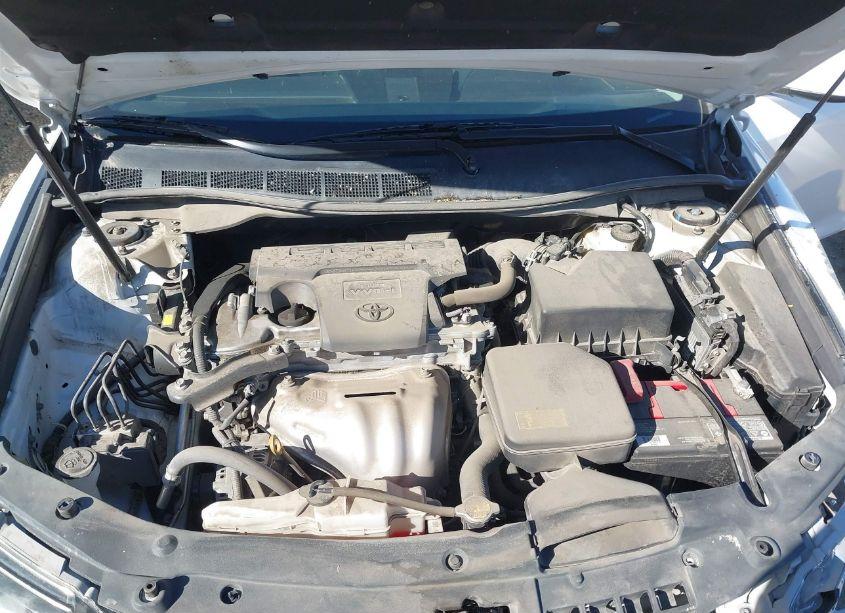 Photo 10 of 2014 Toyota Camry SE (VIN 4T1BF1FK1EU338041)