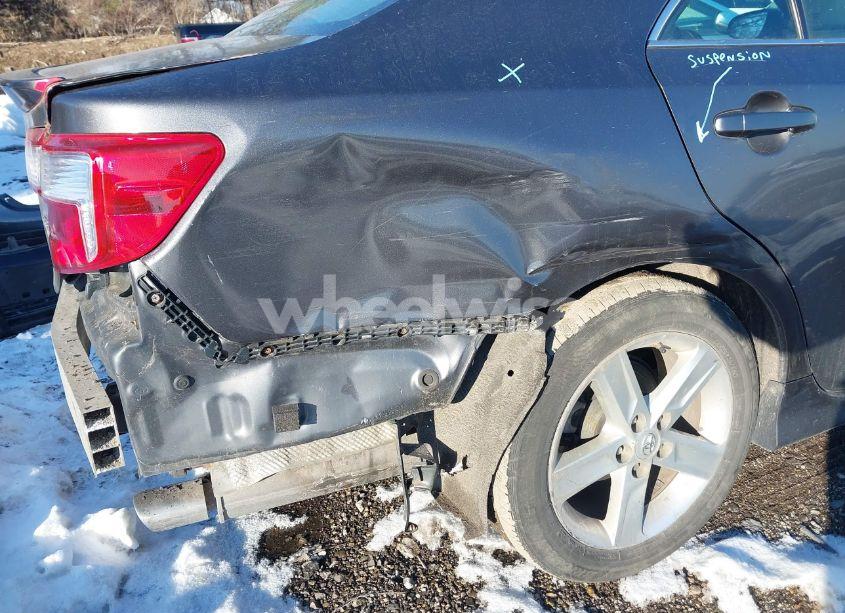 Photo 6 of 2014 Toyota Camry SE (VIN 4T1BF1FK1EU364123)