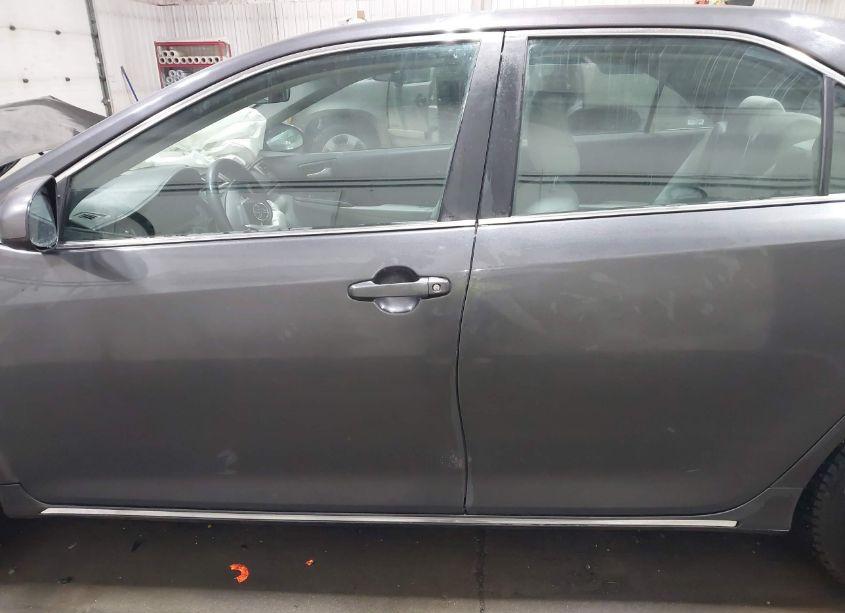 Photo 14 of 2014 Toyota Camry LE (VIN 4T1BF1FK1EU387496)