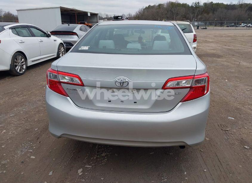Photo 16 of 2014 Toyota Camry LE (VIN 4T1BF1FK1EU401820)
