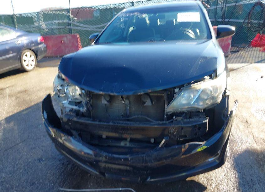 Photo 12 of 2014 Toyota Camry SE (VIN 4T1BF1FK1EU446224)