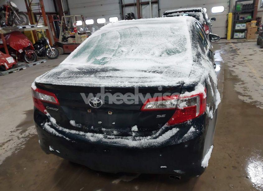 Photo 16 of 2014 Toyota Camry SE (VIN 4T1BF1FK1EU462973)