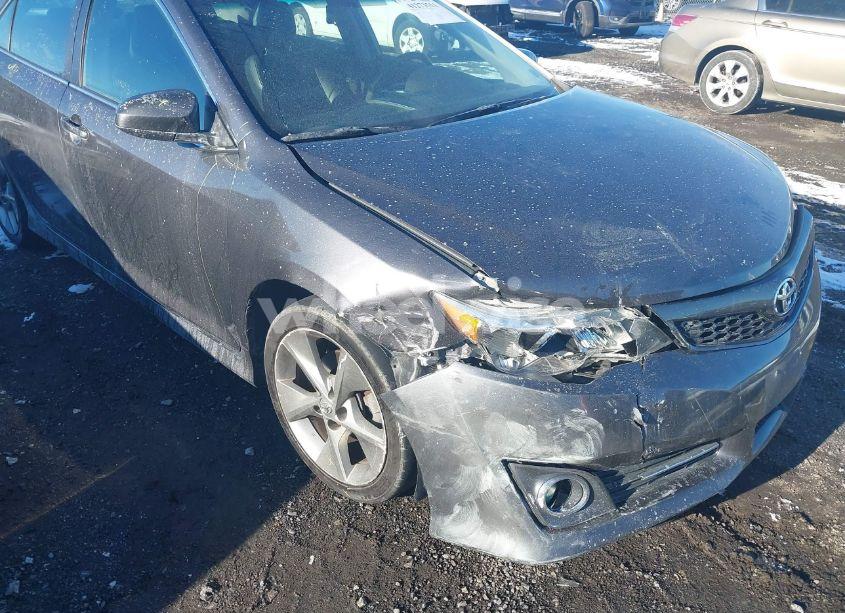 Photo 6 of 2014 Toyota Camry SE SPORT (VIN 4T1BF1FK1EU469230)