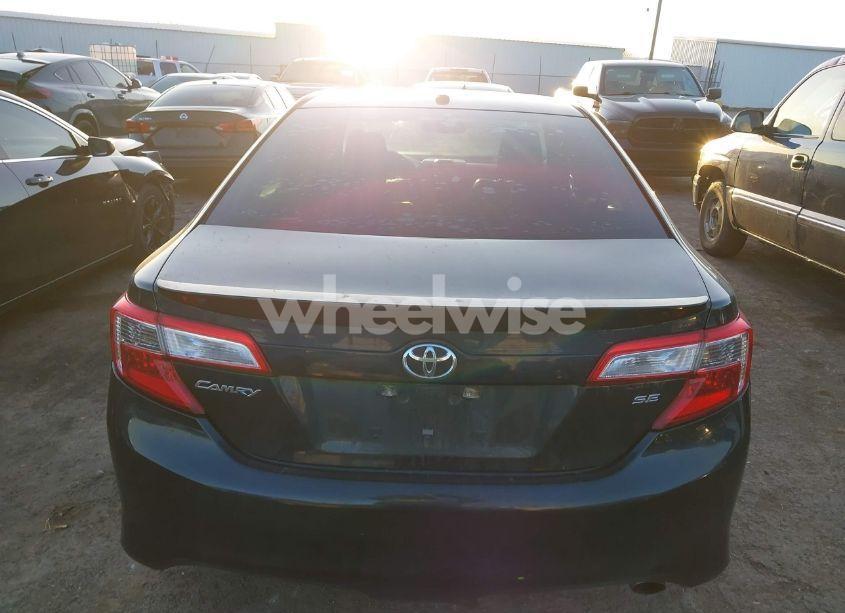 Photo 16 of 2014 Toyota Camry SE (VIN 4T1BF1FK1EU473021)