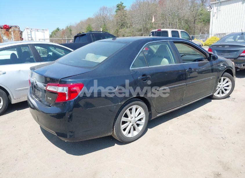 Photo 4 of 2014 Toyota Camry XLE (VIN 4T1BF1FK1EU755336)
